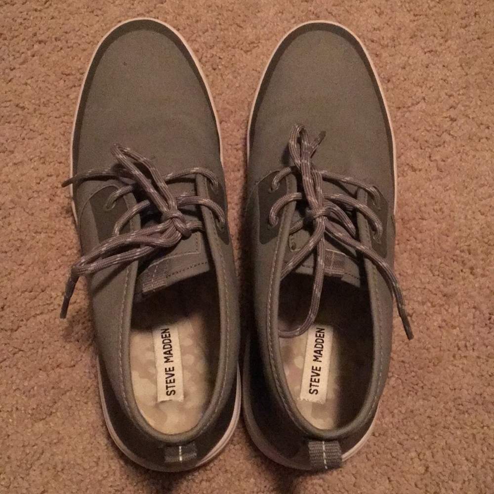 Men’s shoes